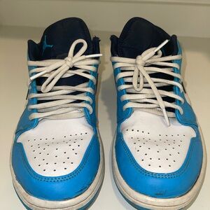 Jordan 1 Low UNC 2021 US SIZE 9 Black University Blue White